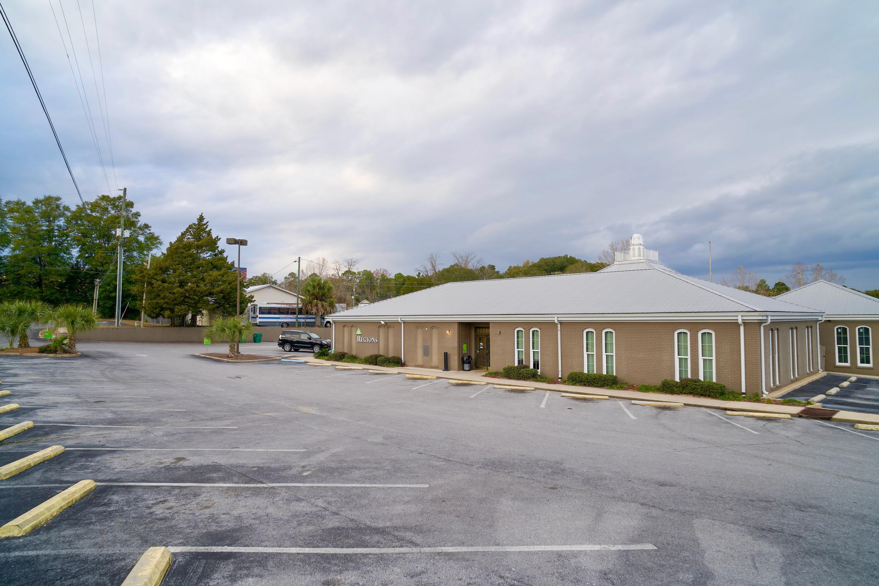 261 US-90 – photo 5