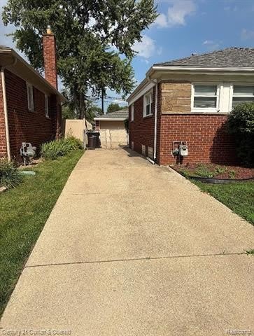 8949 Fox Avenue – photo 4