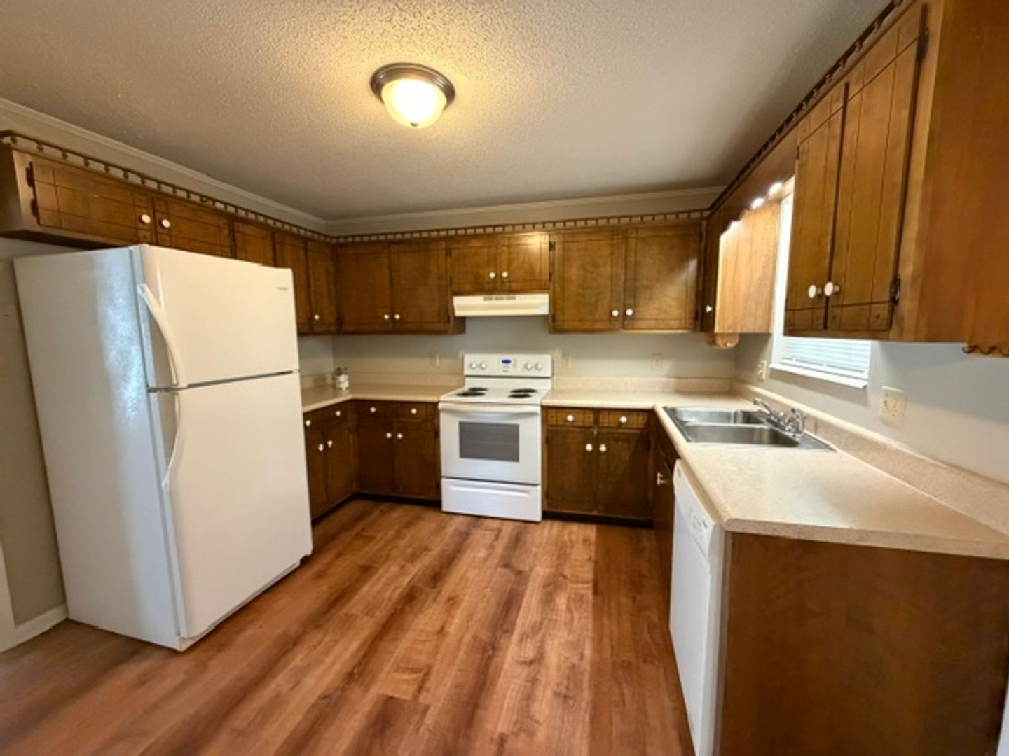 2 Bedroom 1 Bath Duplex, will allow a small dog – photo 5