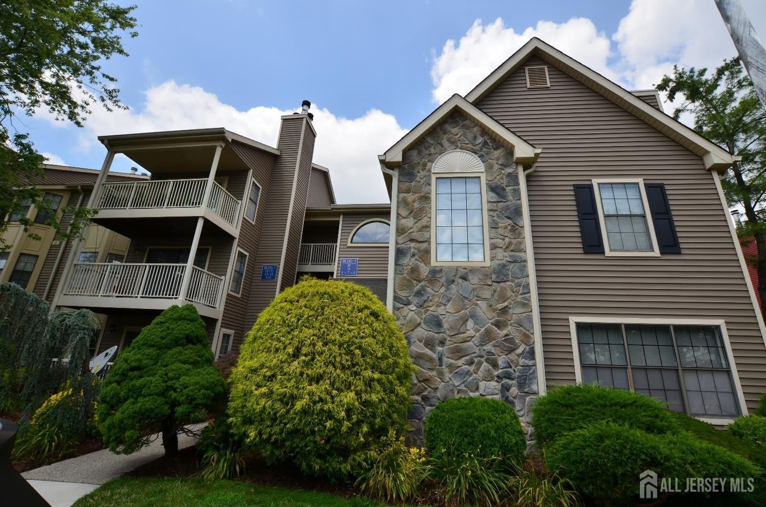 14 Lear Court – photo 2
