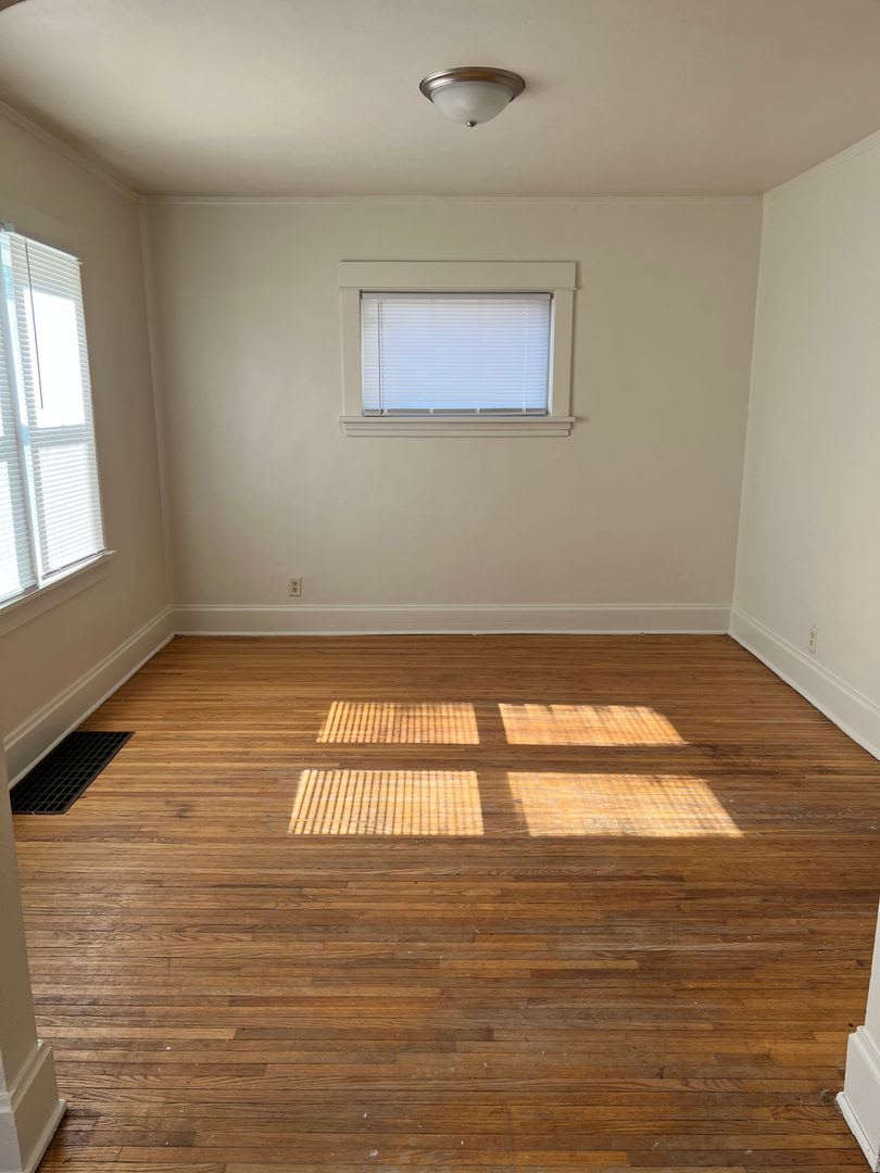 1520 Bruner St – photo 2