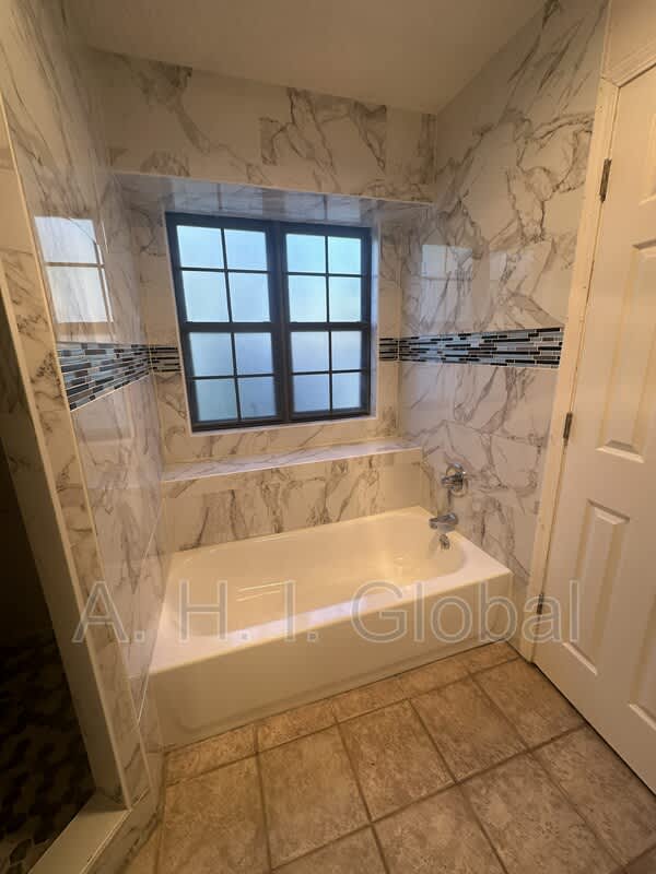7040 Fulham Dr – photo 5