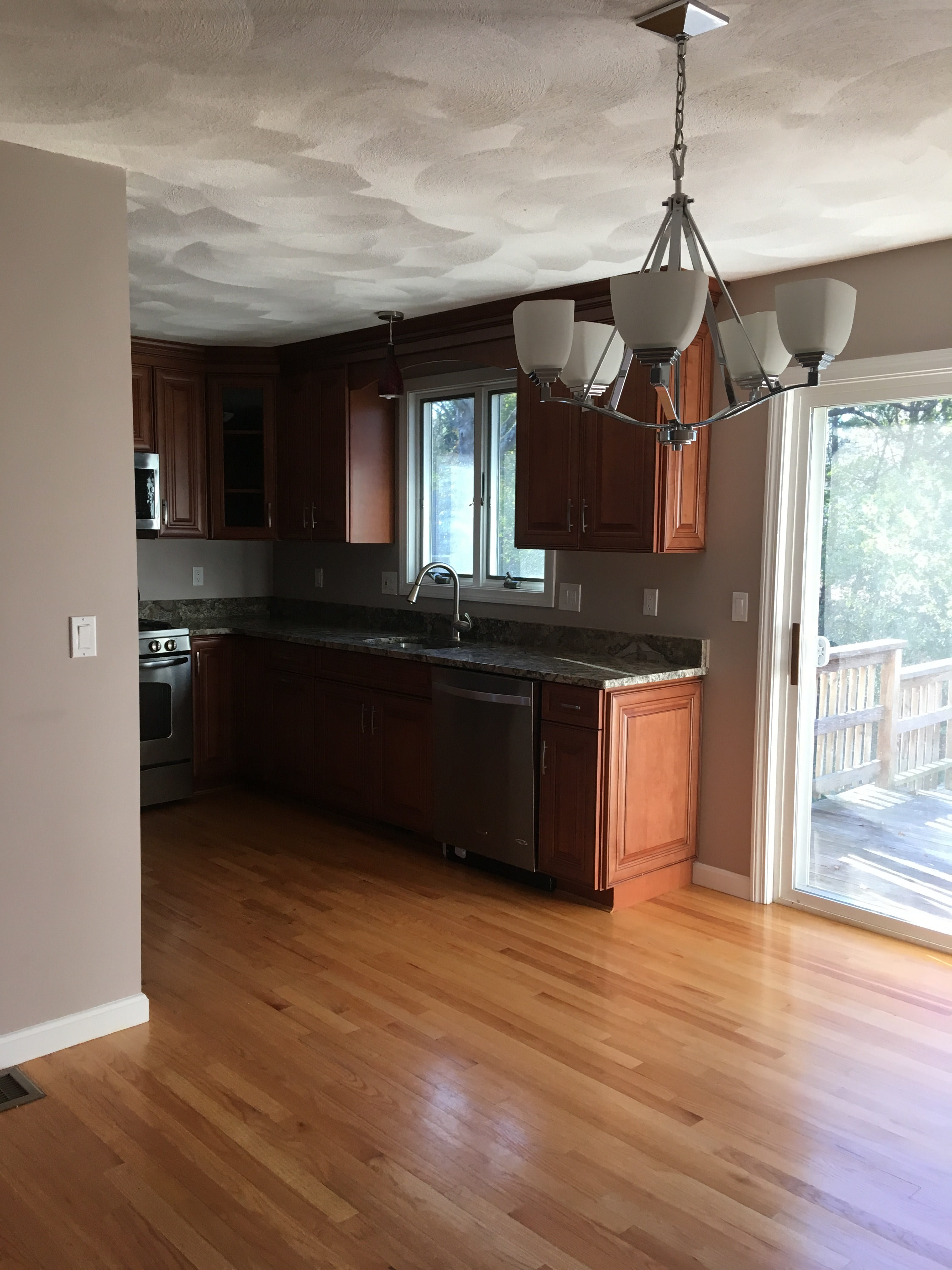 1081 Main St – photo 5
