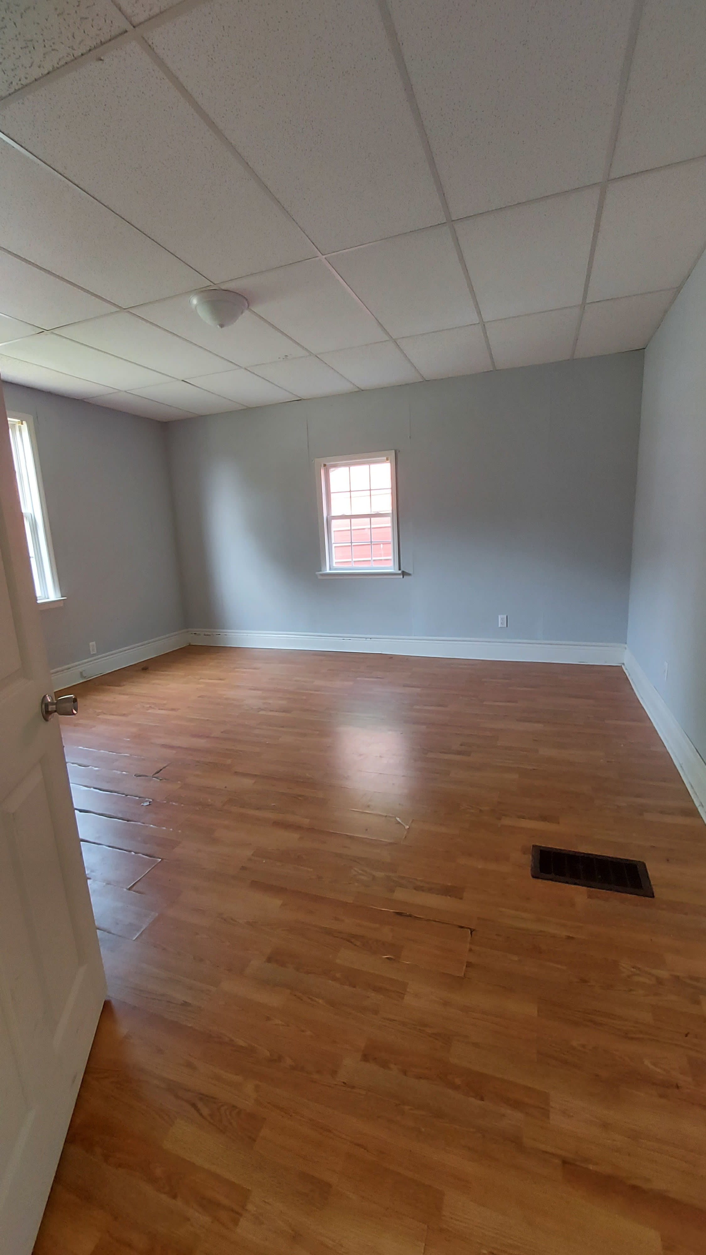 627 W Love St – photo 5