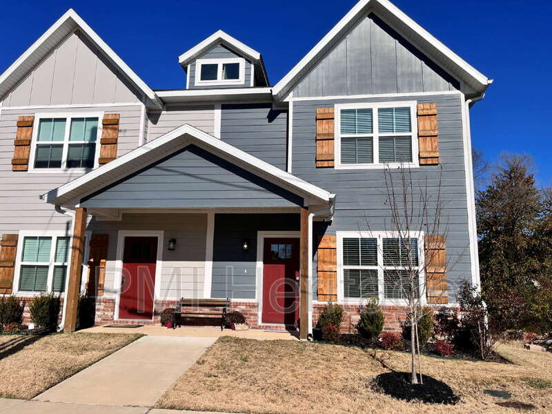 1452 W Sligo St – photo 1