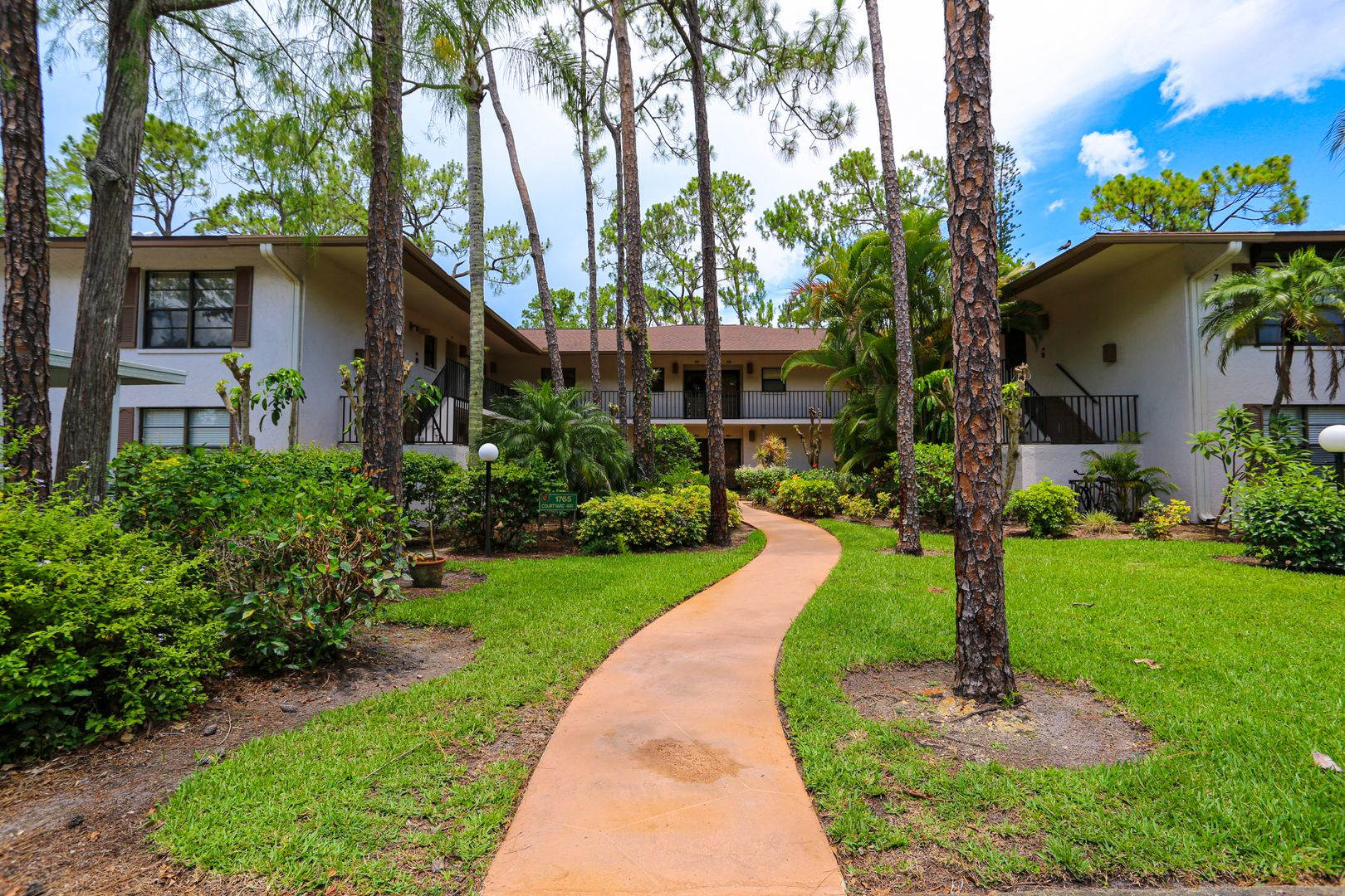 ** AVAILABLE FOR OFF SEASONAL RENTAL ** **QUIET COMMUNITY**AVAIL APRIL 2024*** – photo 3
