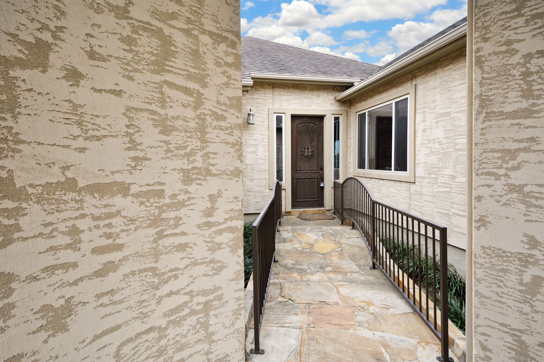 1159 Legacy Drive – photo 2
