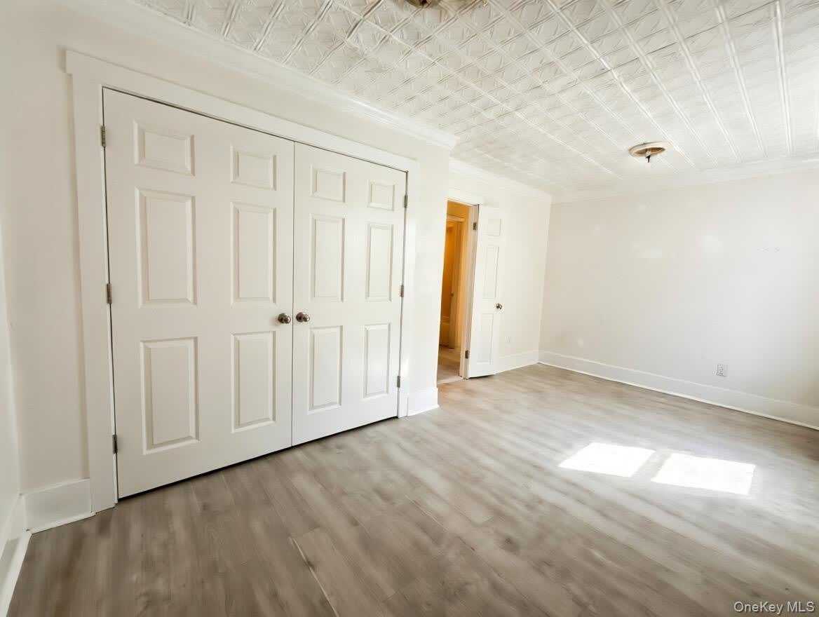 611 Saint Lawrence Avenue – photo 5