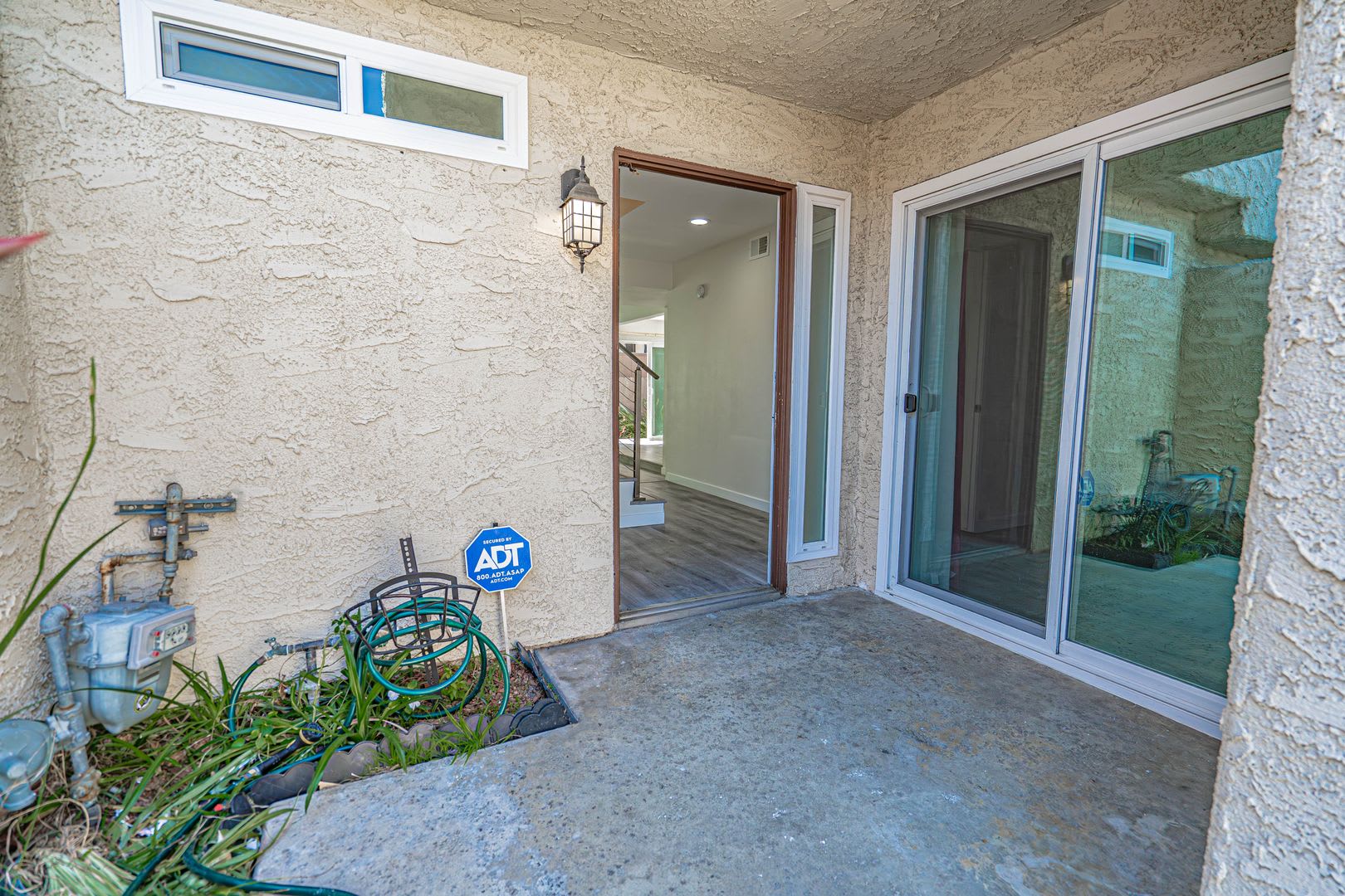 4 Bedroom Condo for Rent in Panorama City! – photo 2