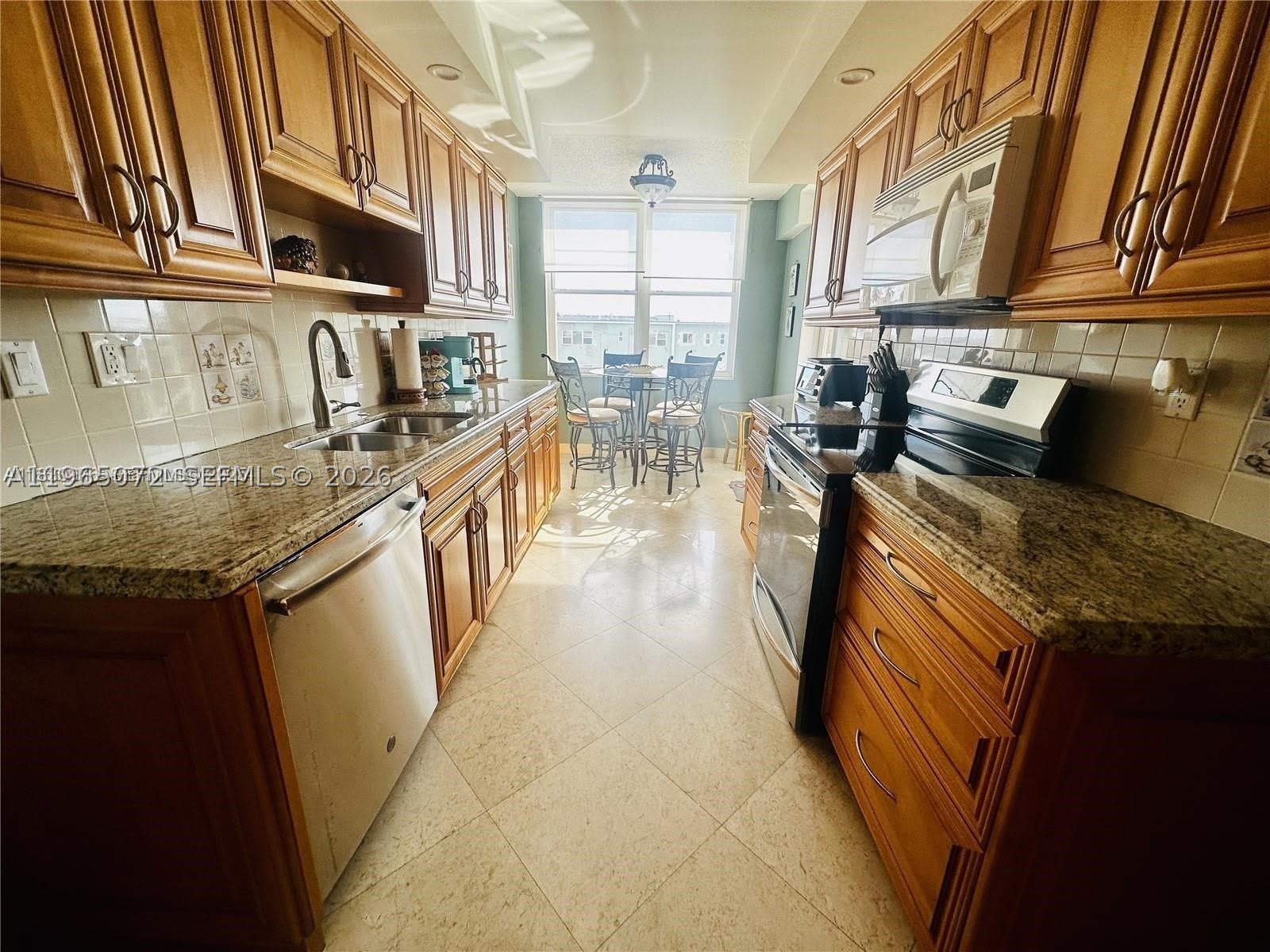 1501 S Ocean Dr – photo 3