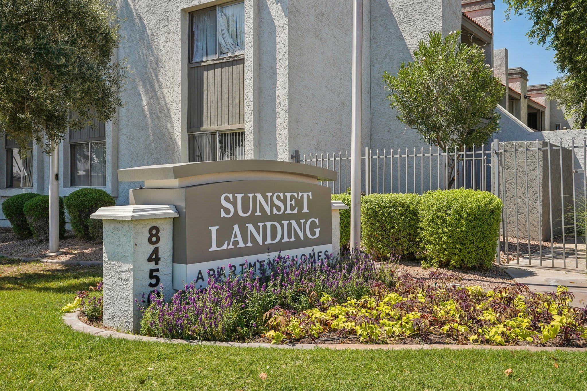 Sunset Landing – photo 5
