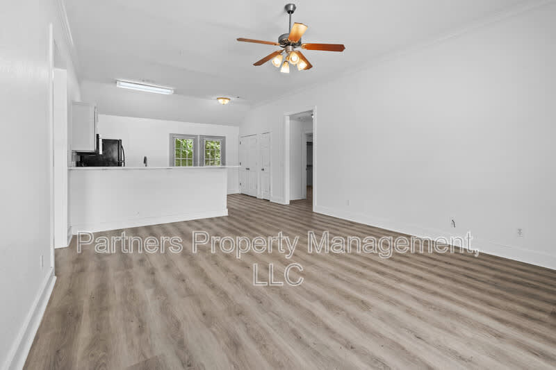 1128 West Hendrix Street – photo 3