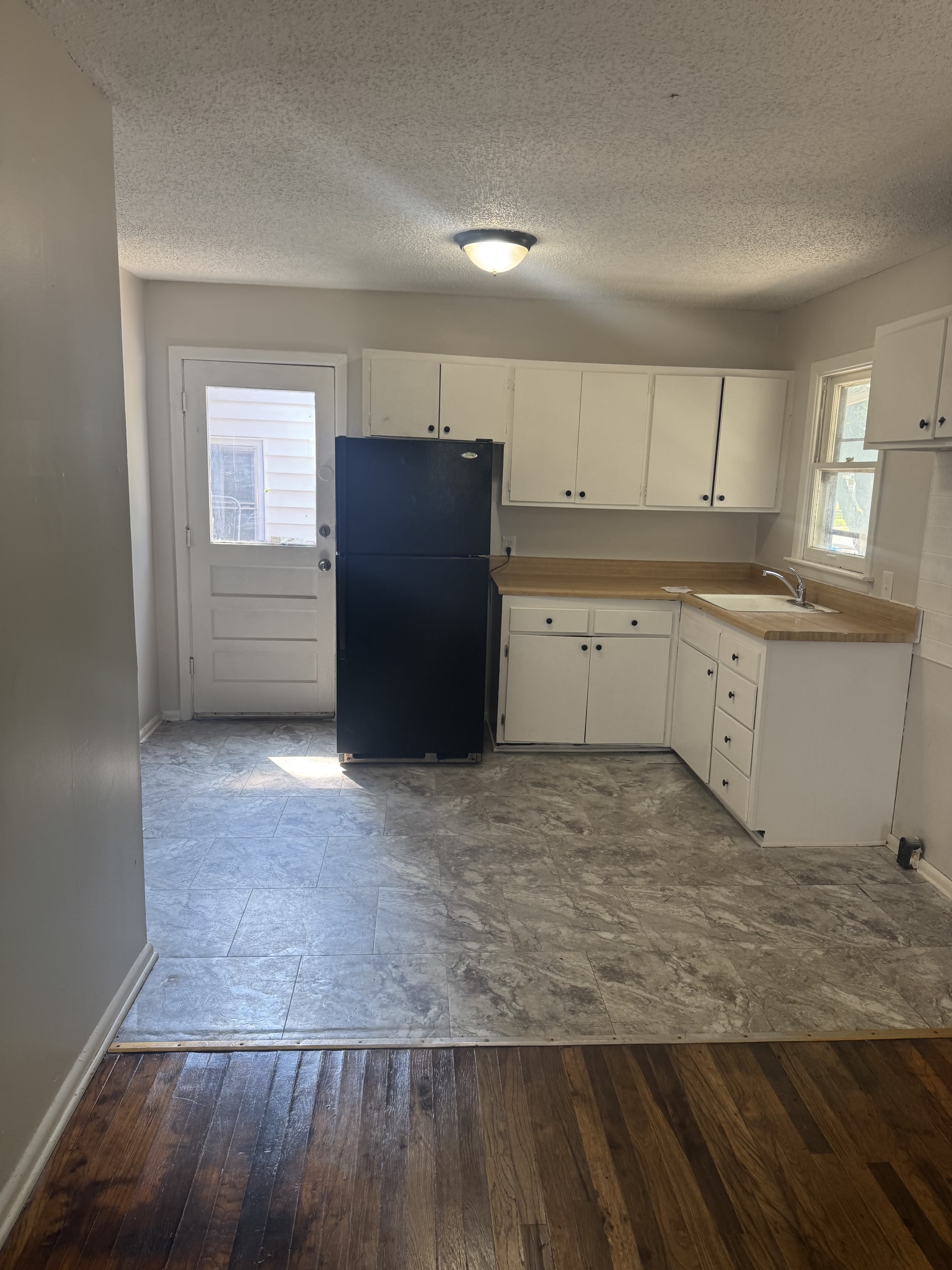 1801 Se Sage St – photo 4