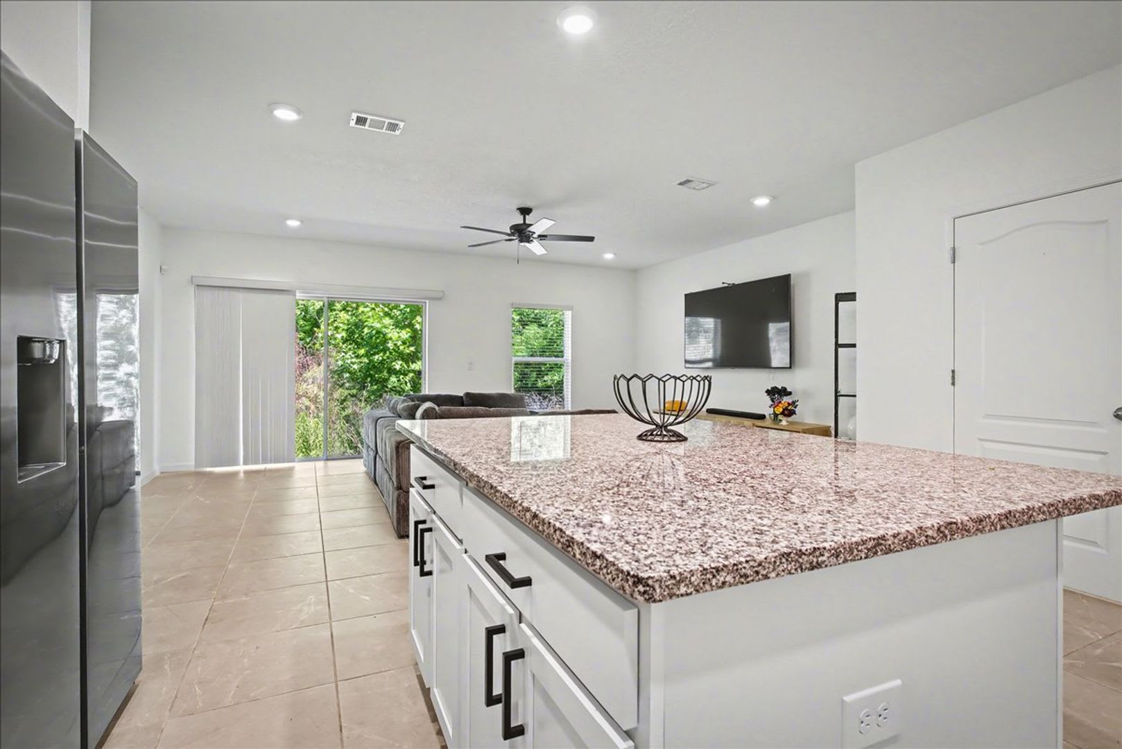 Refined Living at Its Finest – photo 5