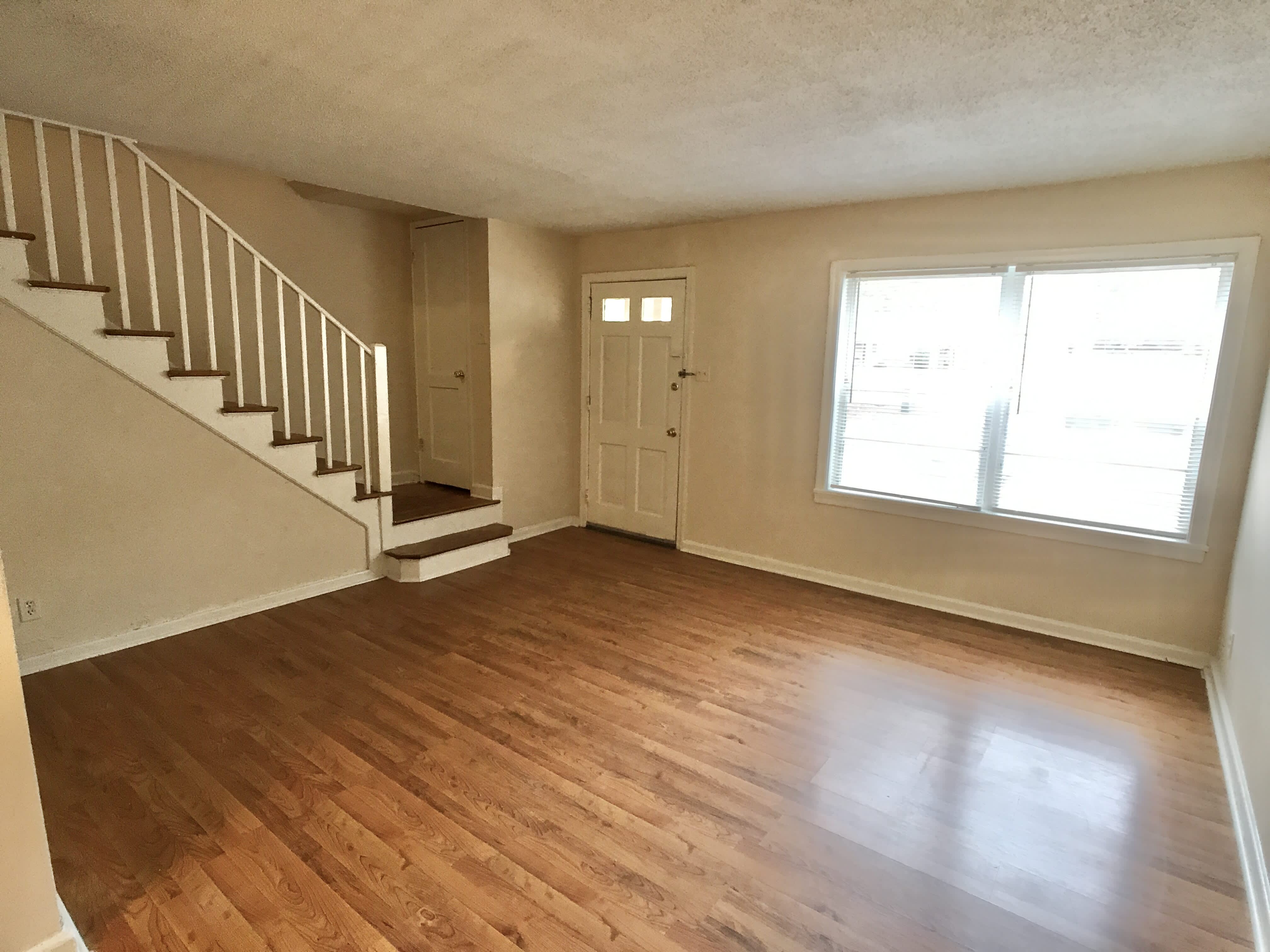 1631 Valley Ave – photo 3