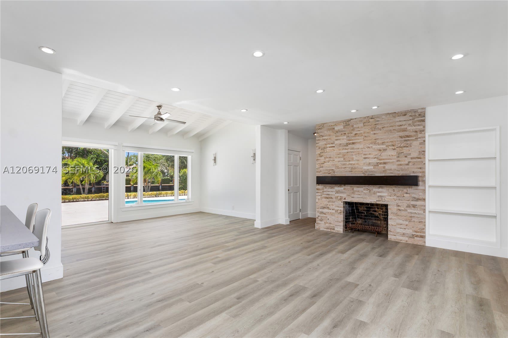 330 Coconut Isle Dr – photo 5