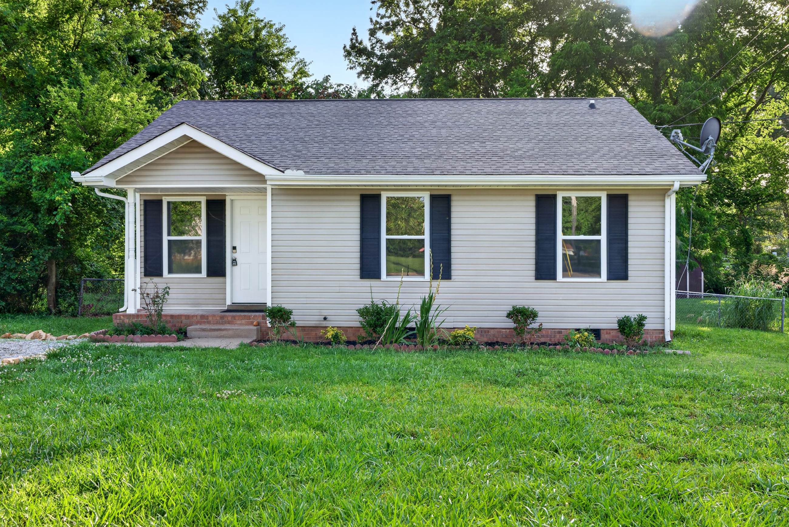 837 Princeton Circle – photo 1