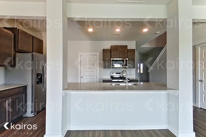 6109 Stonewater Court – photo 3