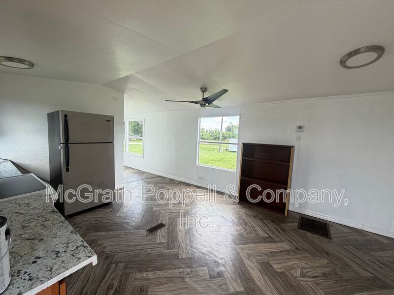 7229 Halima Road – photo 5