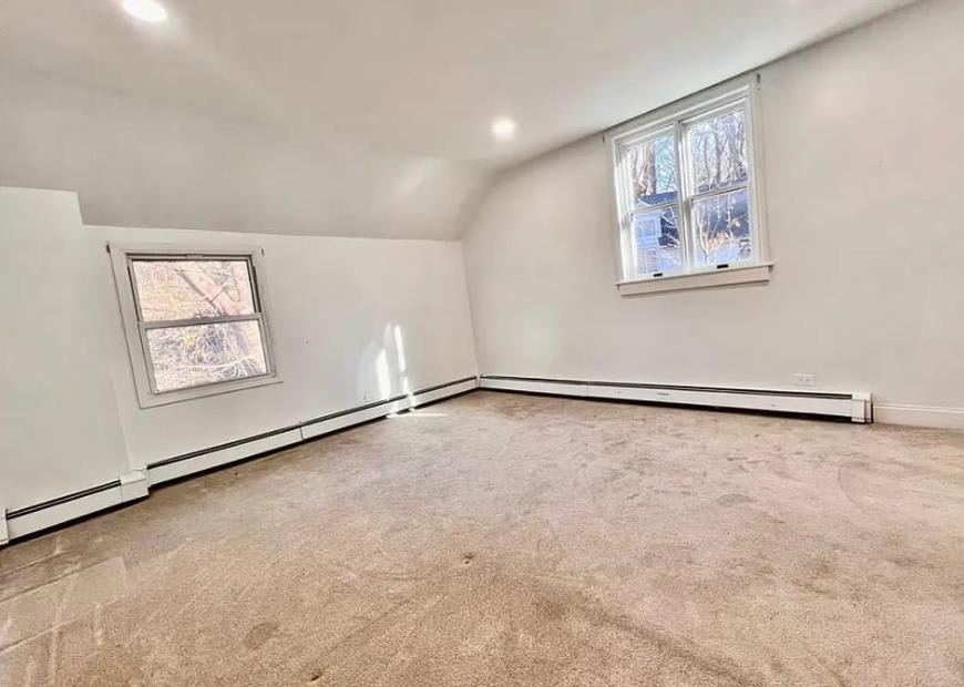 777 Kappock Street – photo 4