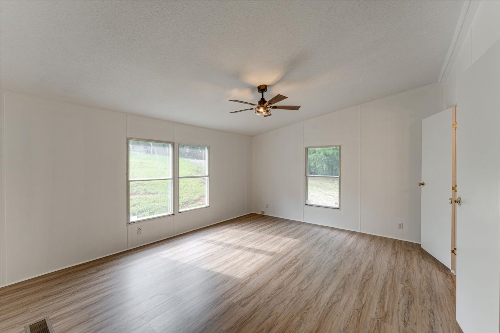 10708 Canyon Circle – photo 5