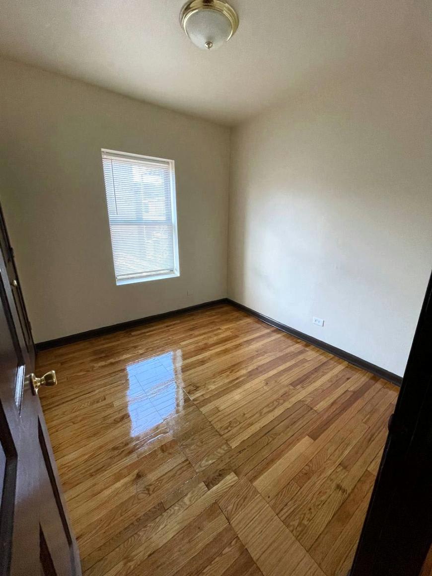 8044 South Ingleside – photo 5