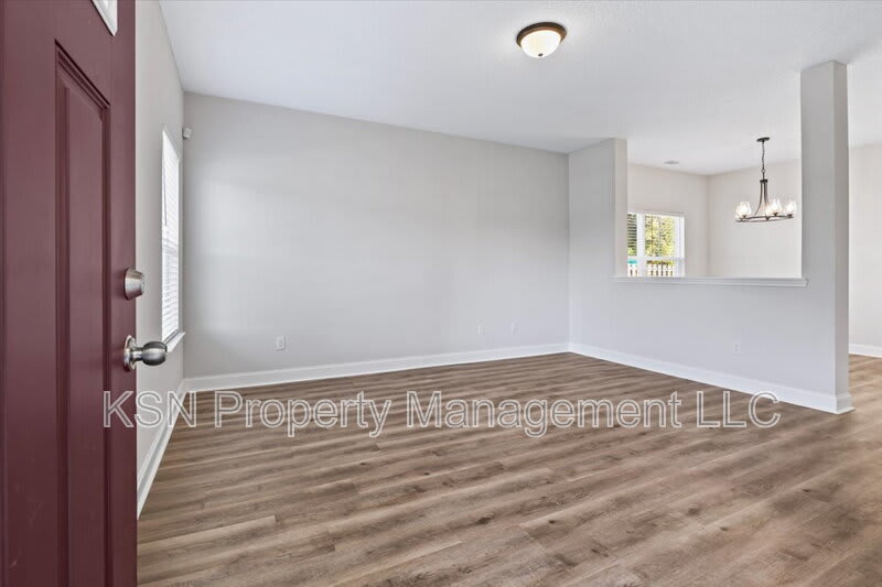 673 Meloney Dr – photo 5