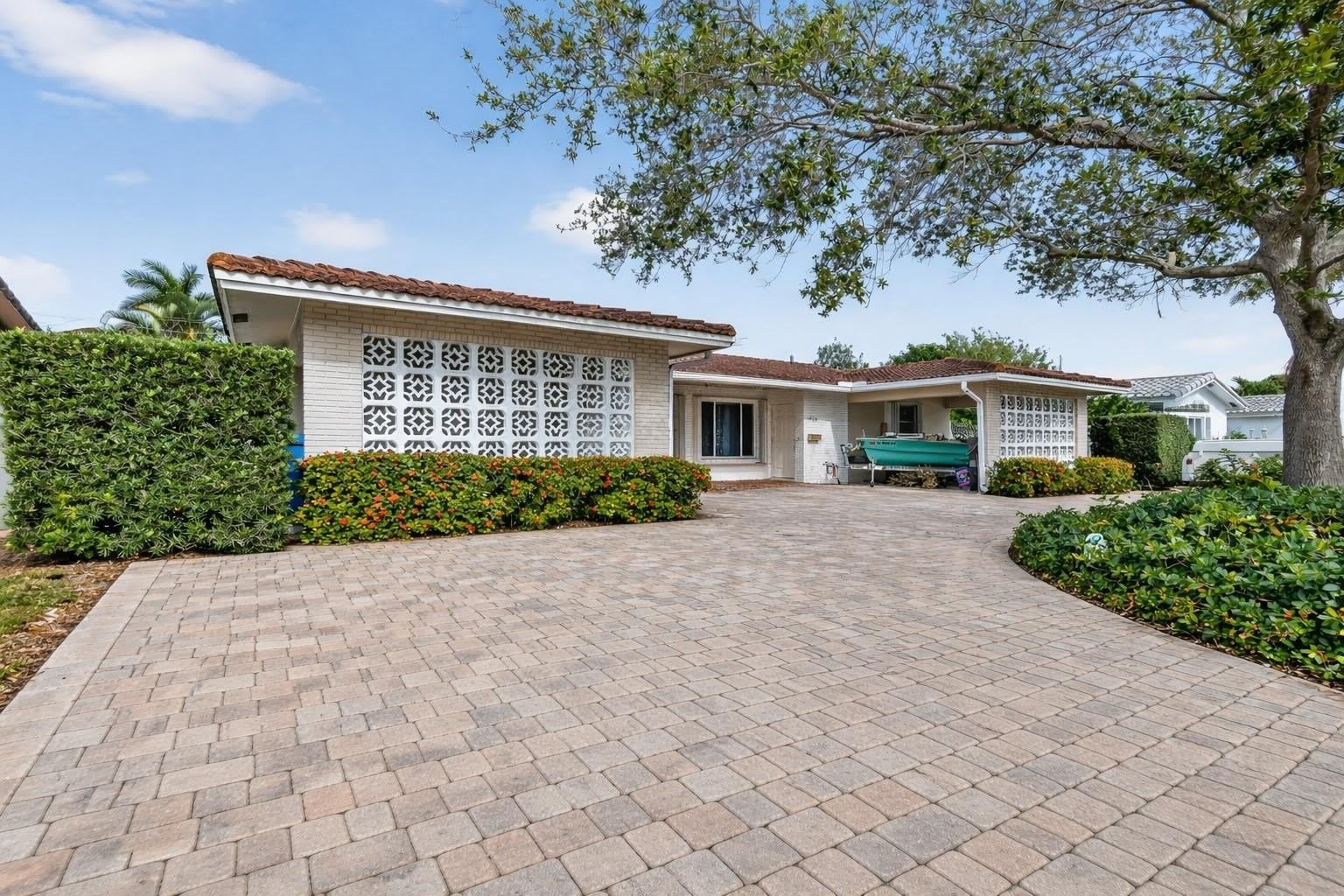 2125 NE 56th Court – photo 1