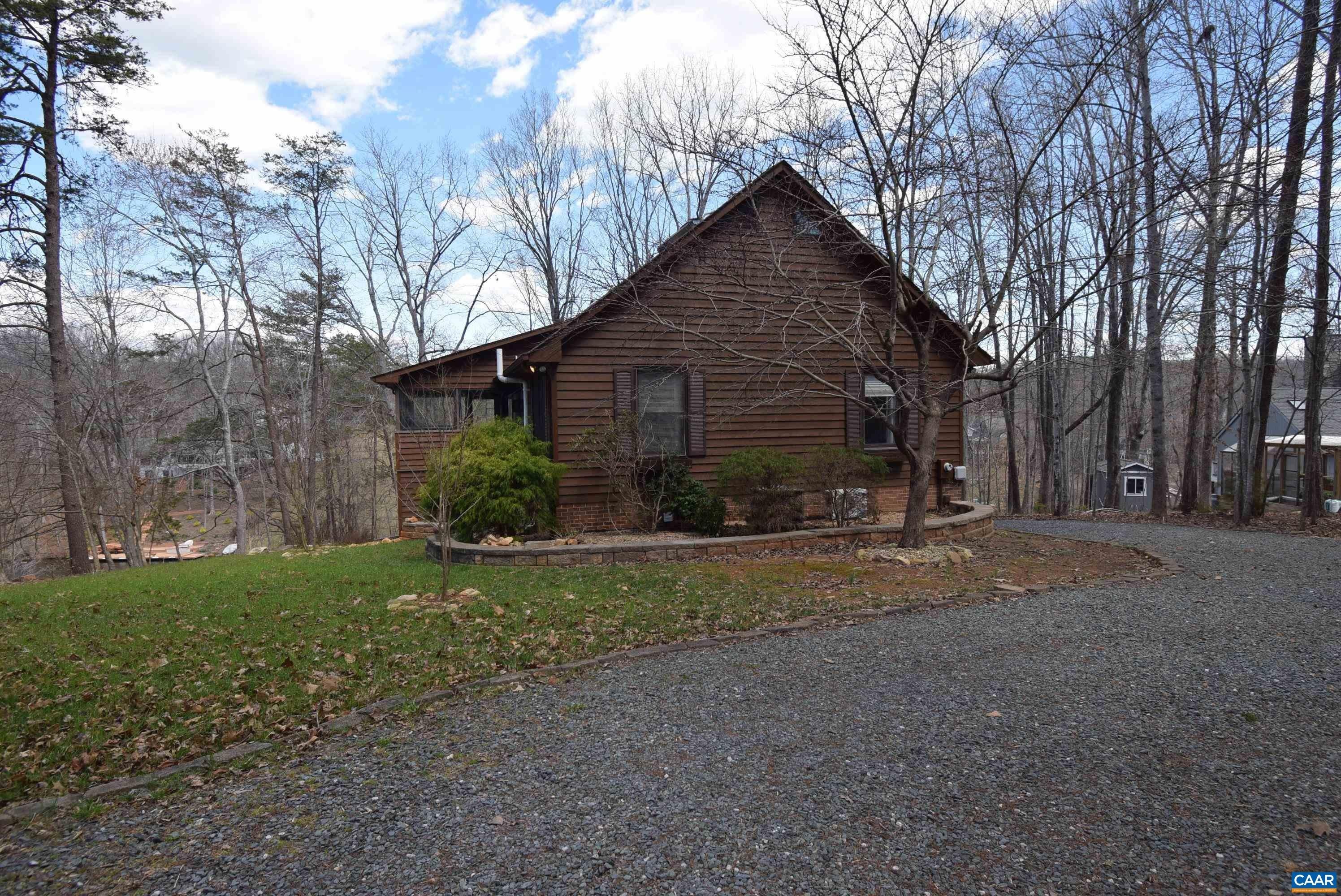 43 S BEARWOOD DR – photo 2