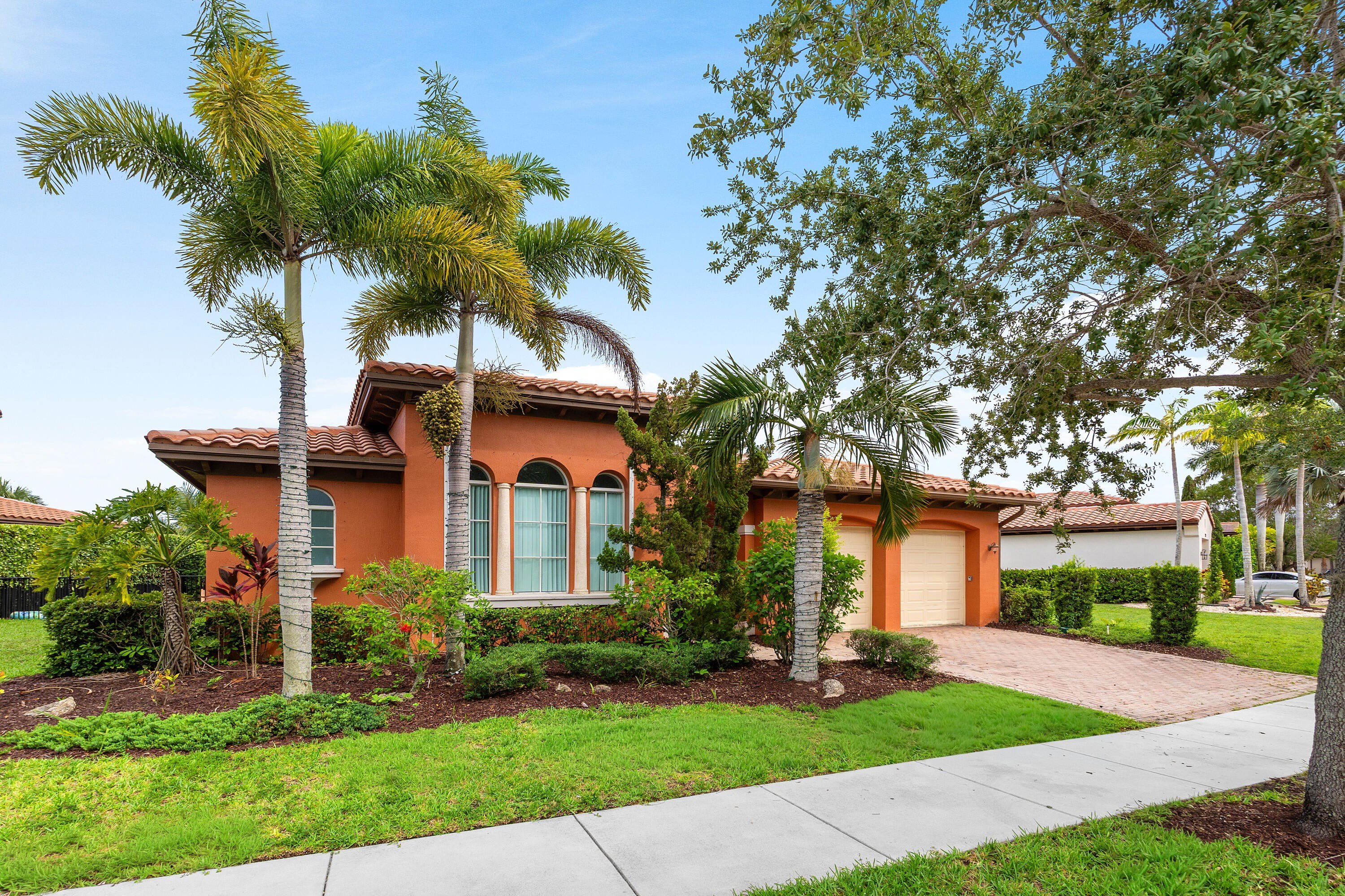 8269 NW 124th Terrace – photo 2