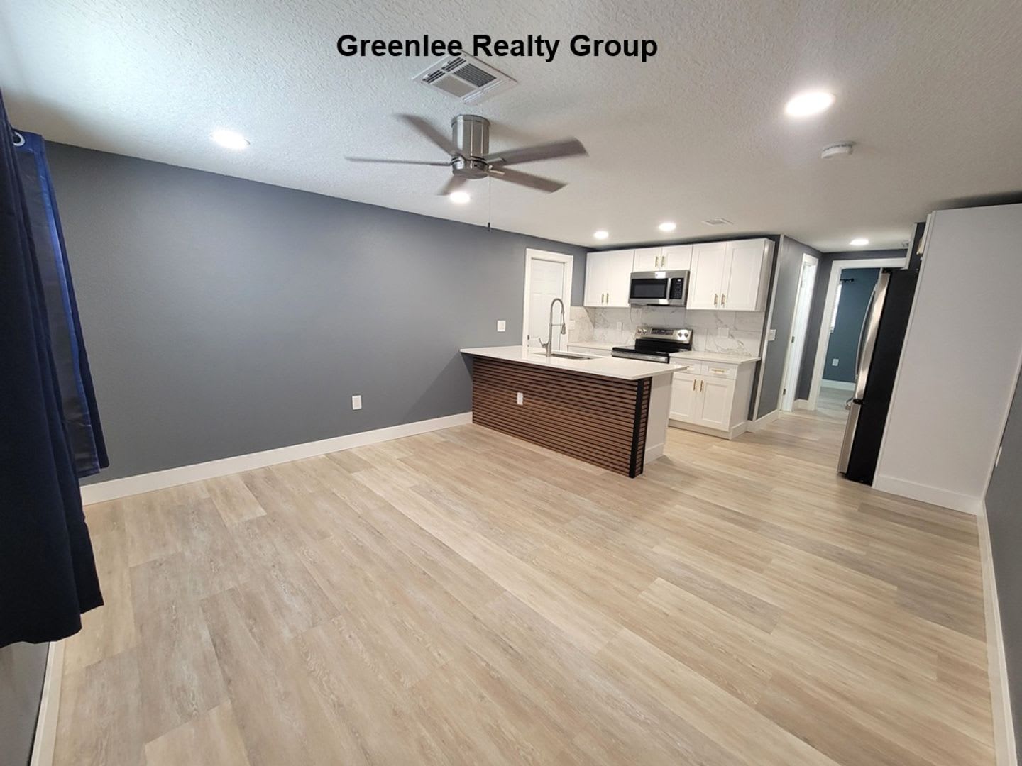 Luxury Meets Low Maintenance Living In This Beautifully Renovated 55 Villa – photo 4