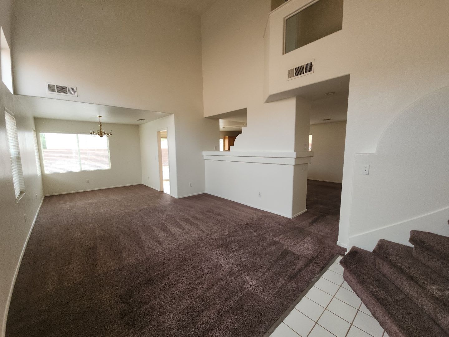 Two story in well established Las Vegas neighborhood – photo 4
