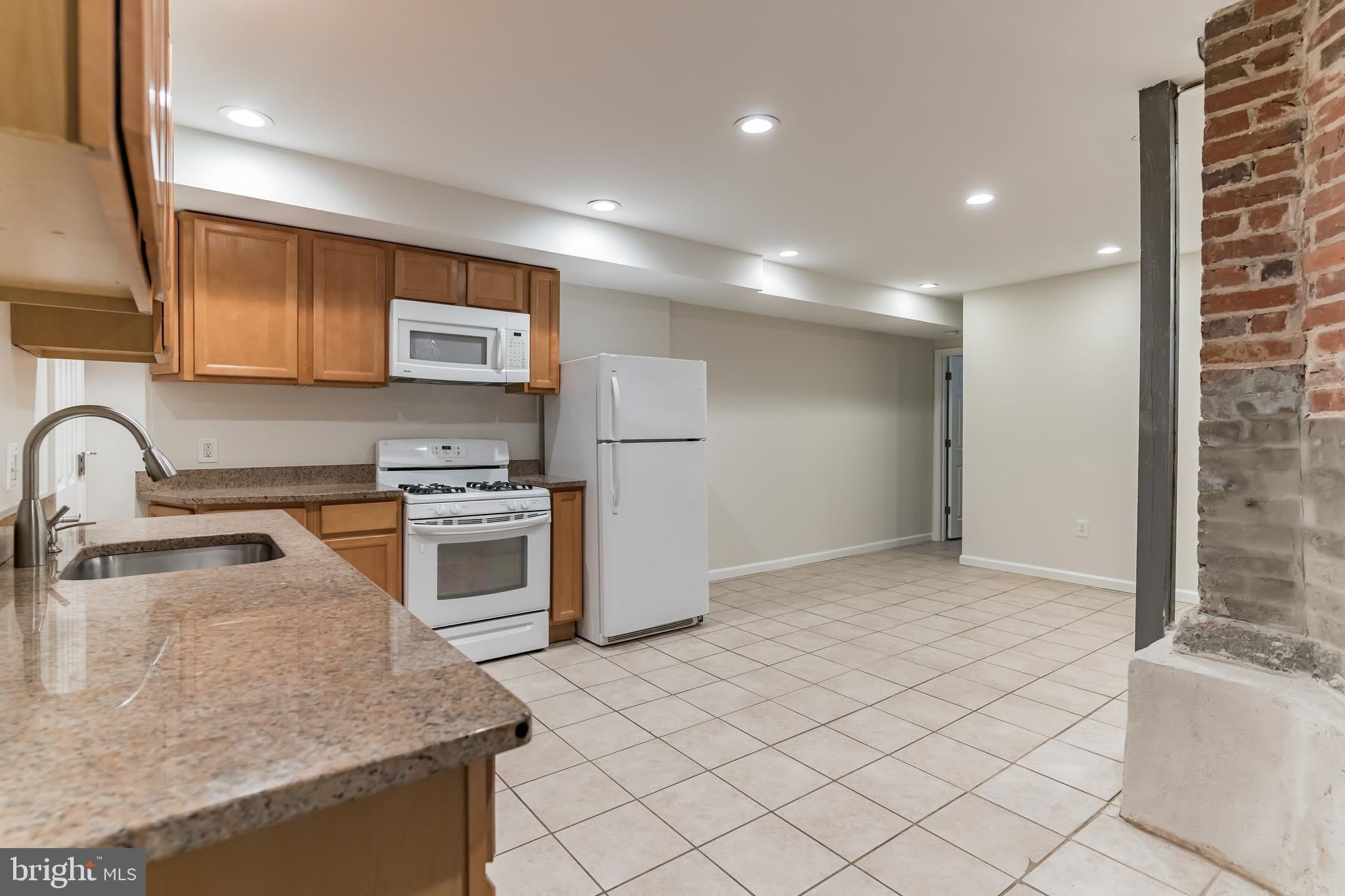 1736 U ST NW – photo 3
