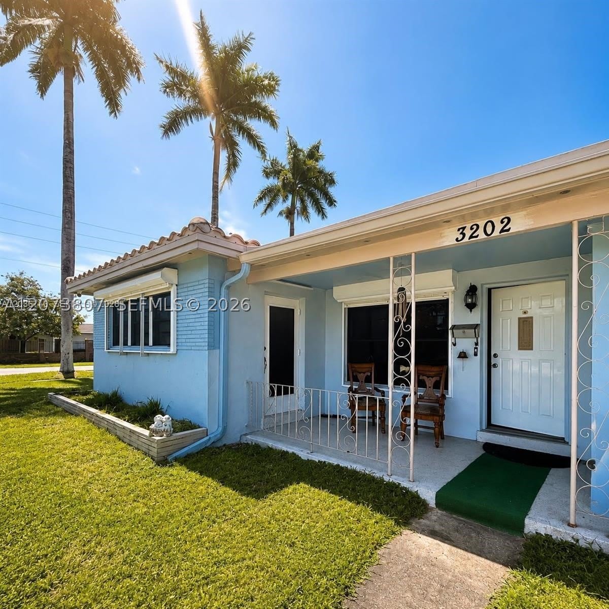 3202 Pierce St – photo 1