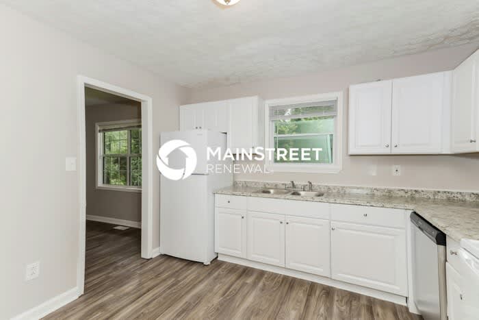 6665 Connell Road – photo 5