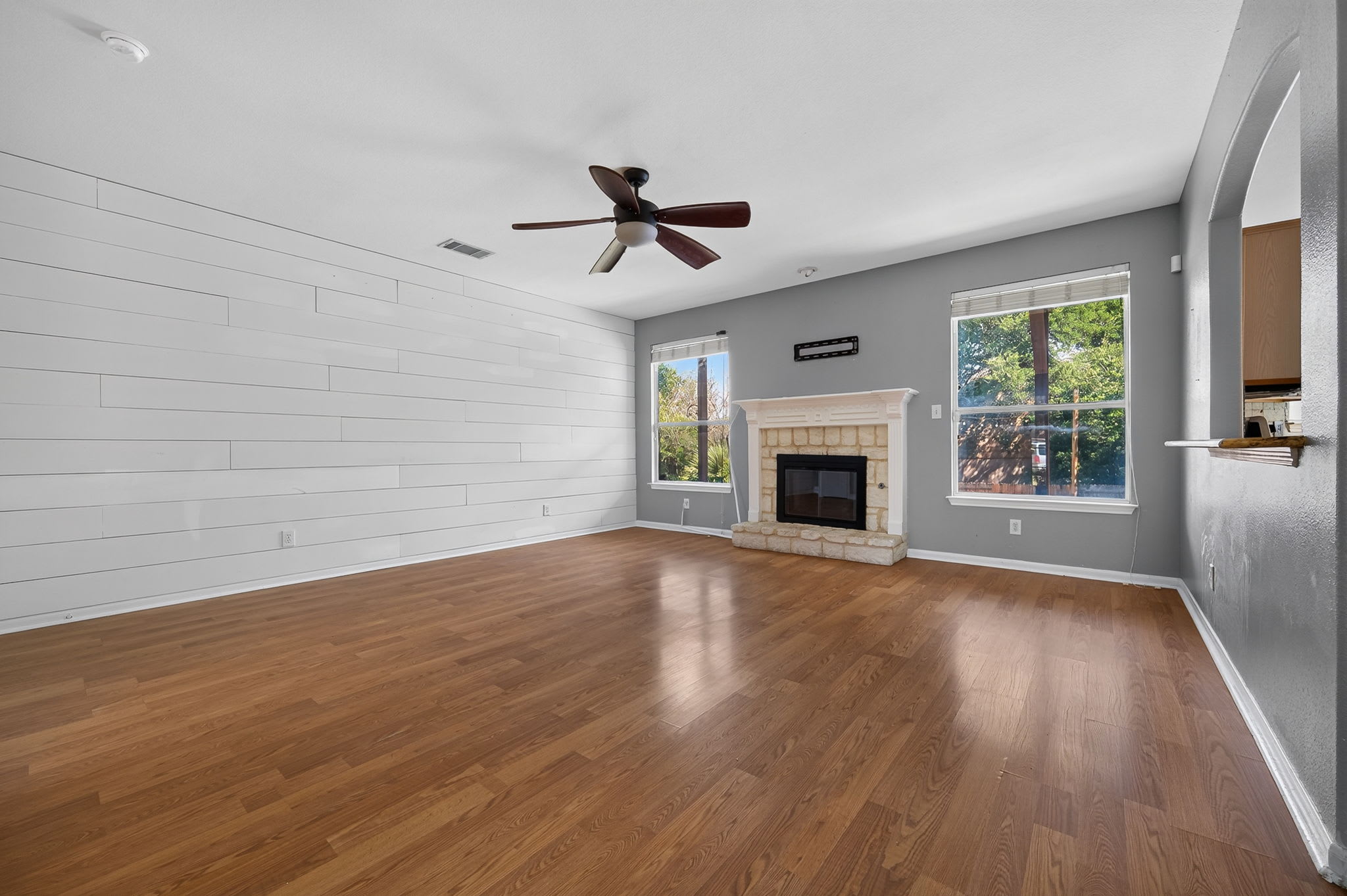 1506 Crescent Point – photo 4
