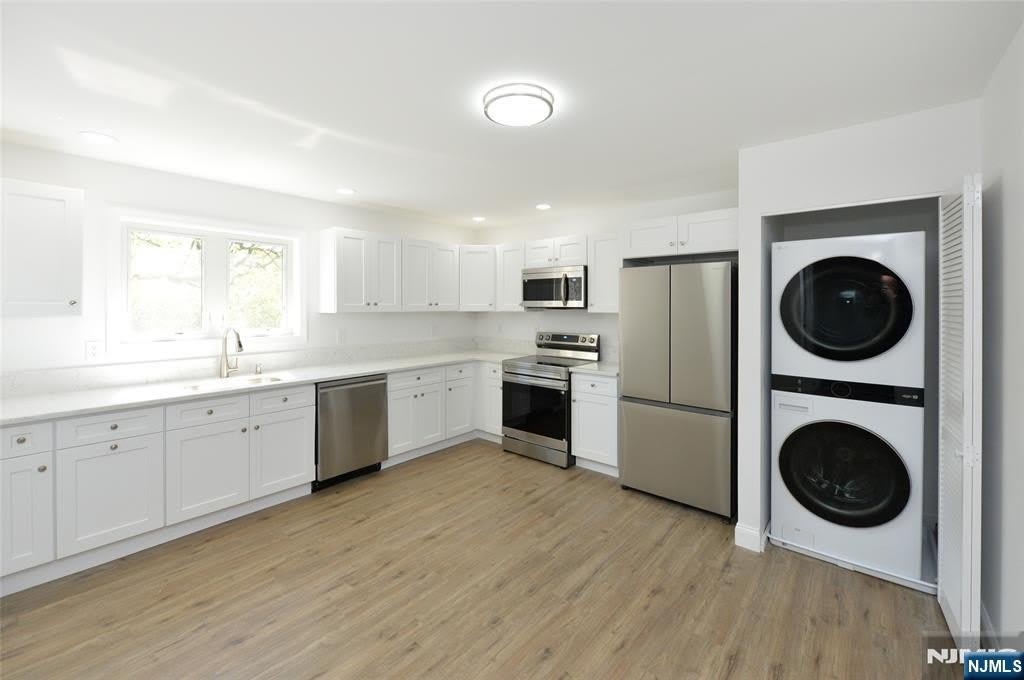 385 Goffle Road – photo 5