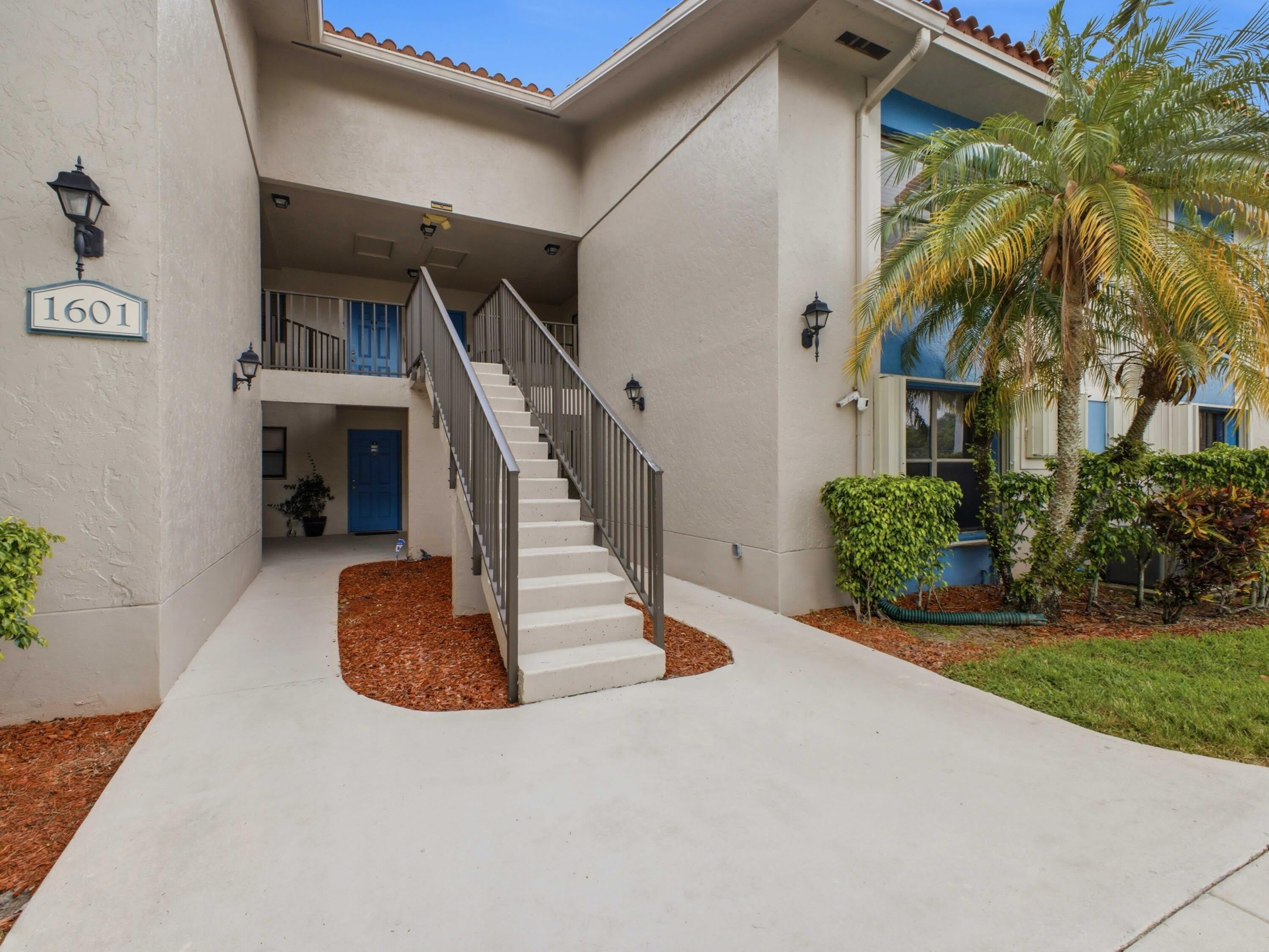 1601 Balfour Point Drive – photo 3