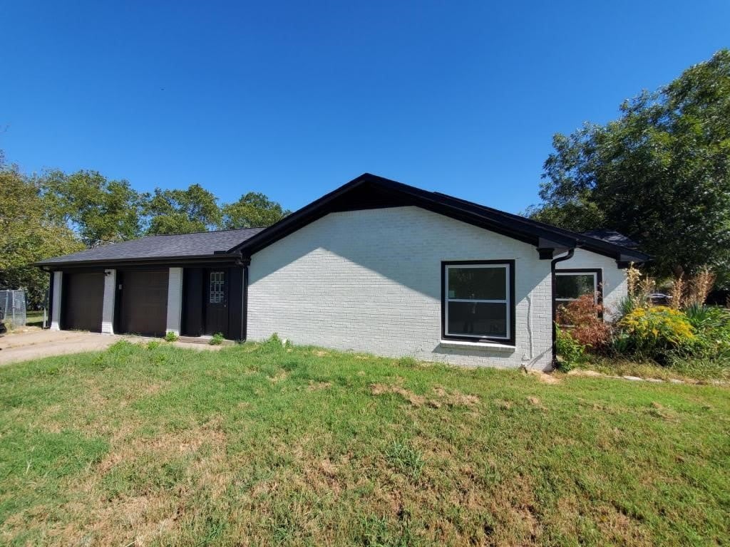 503 E 13th Street – photo 3