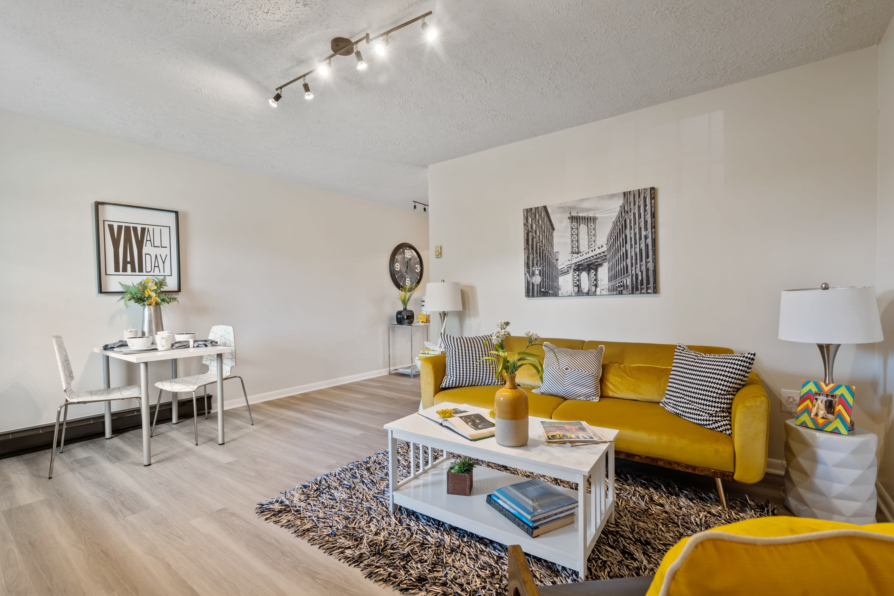 2542 Bradford Court – photo 3