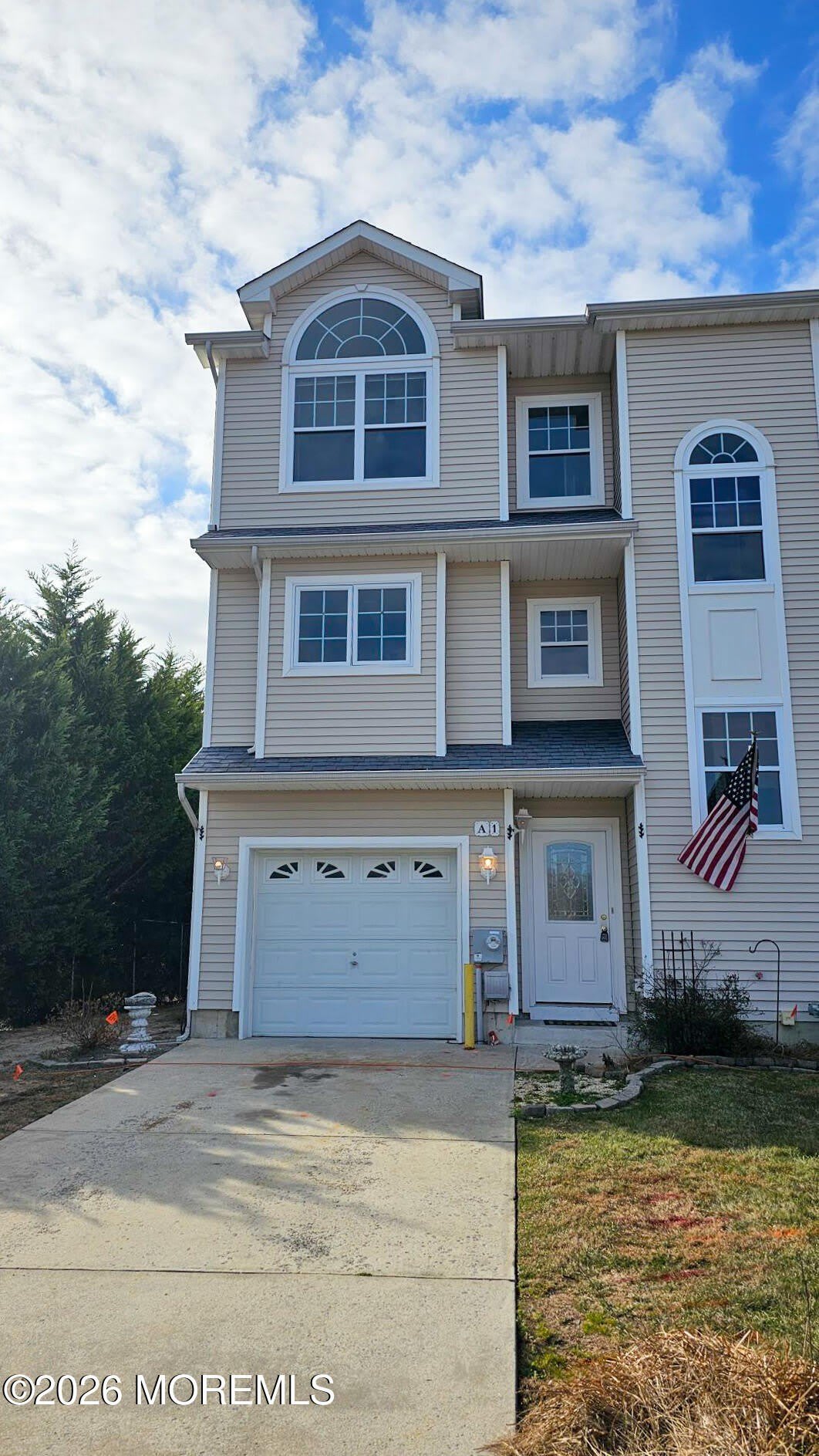 380 Radio Road – photo 2
