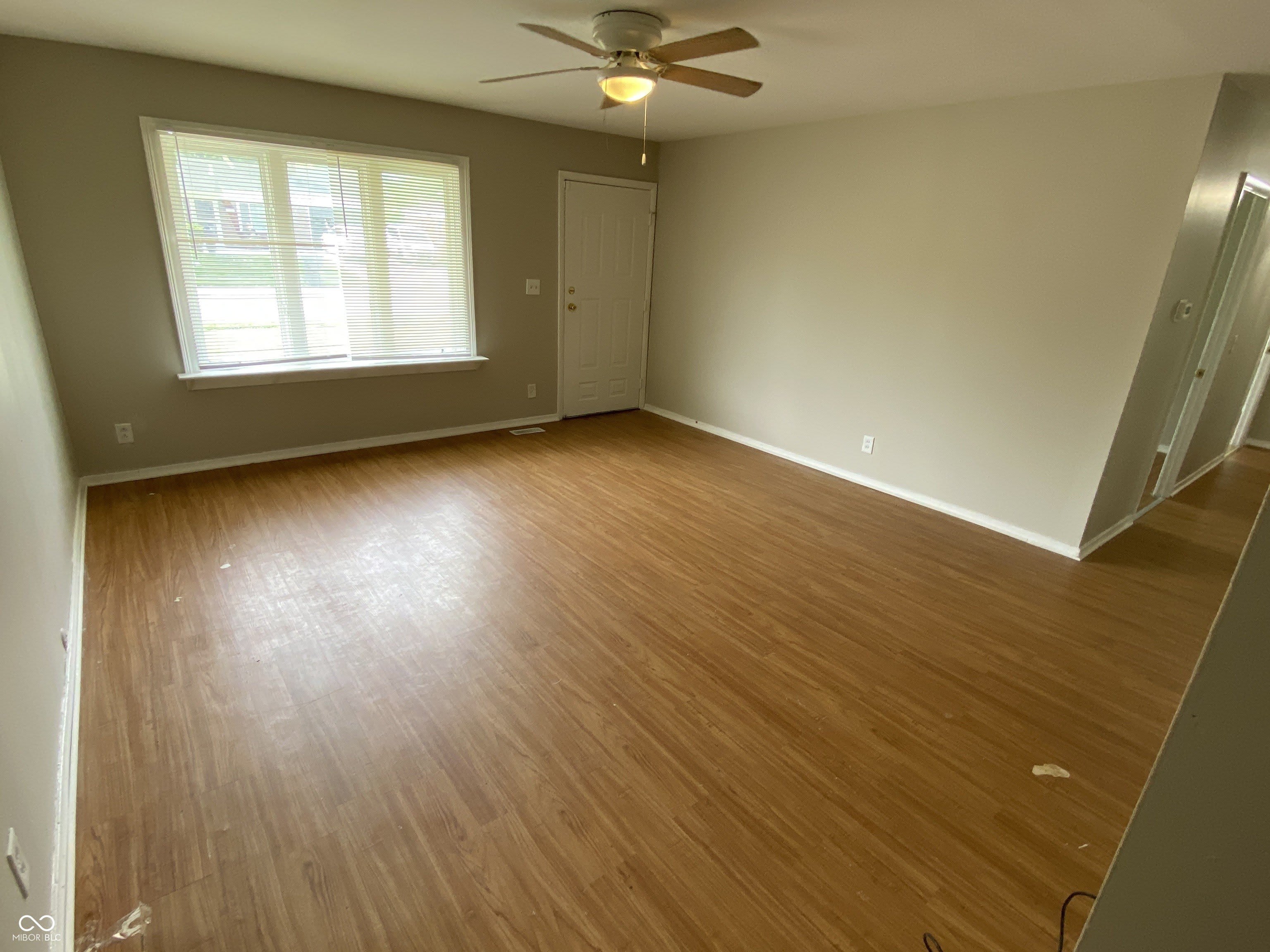 7910 Roy Road – photo 4