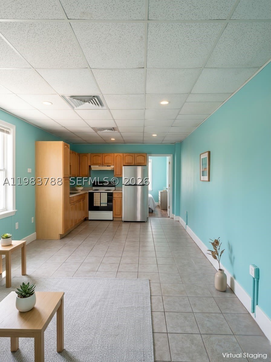 1010 Seaway Dr – photo 1