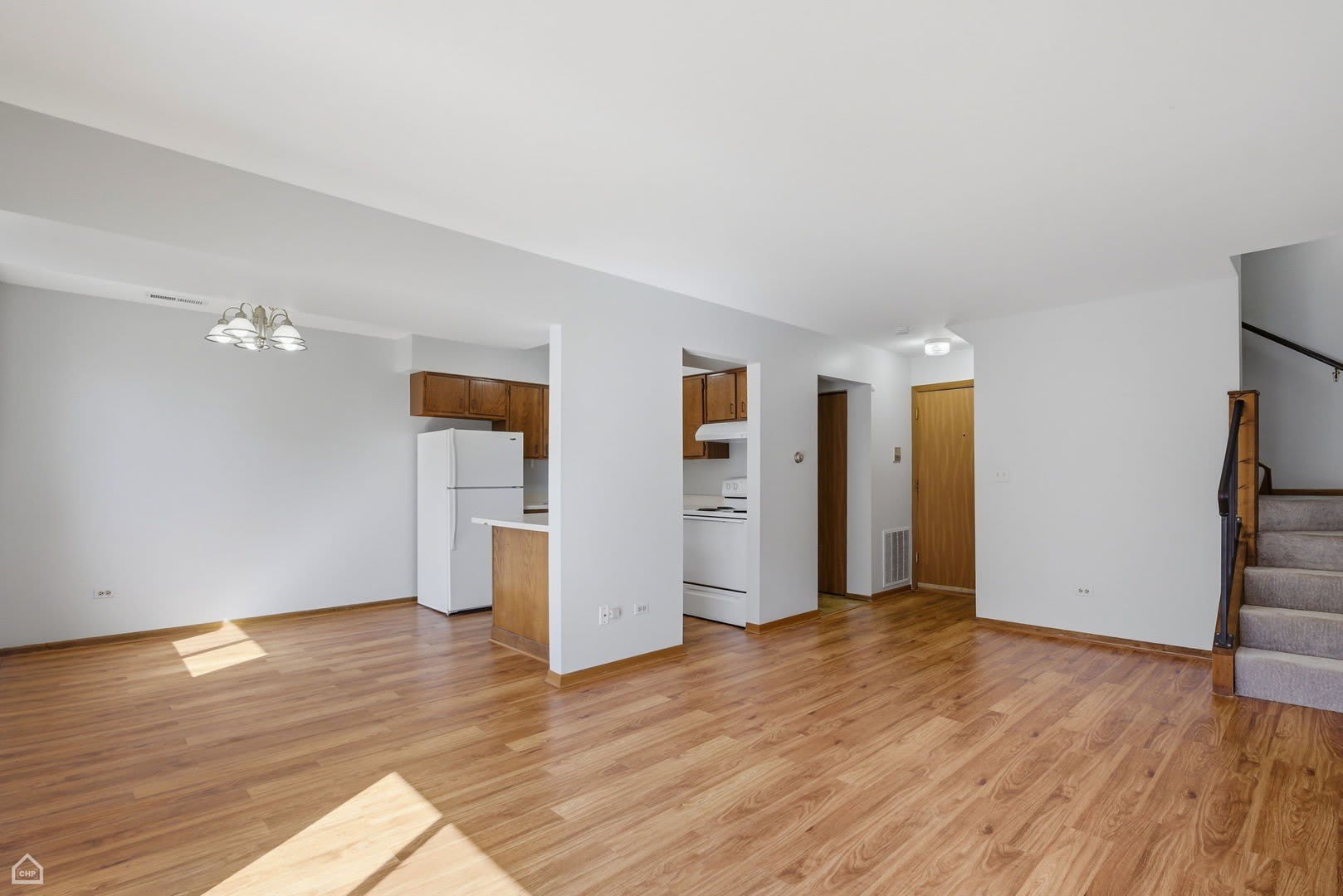 187 Uteg Street – photo 5