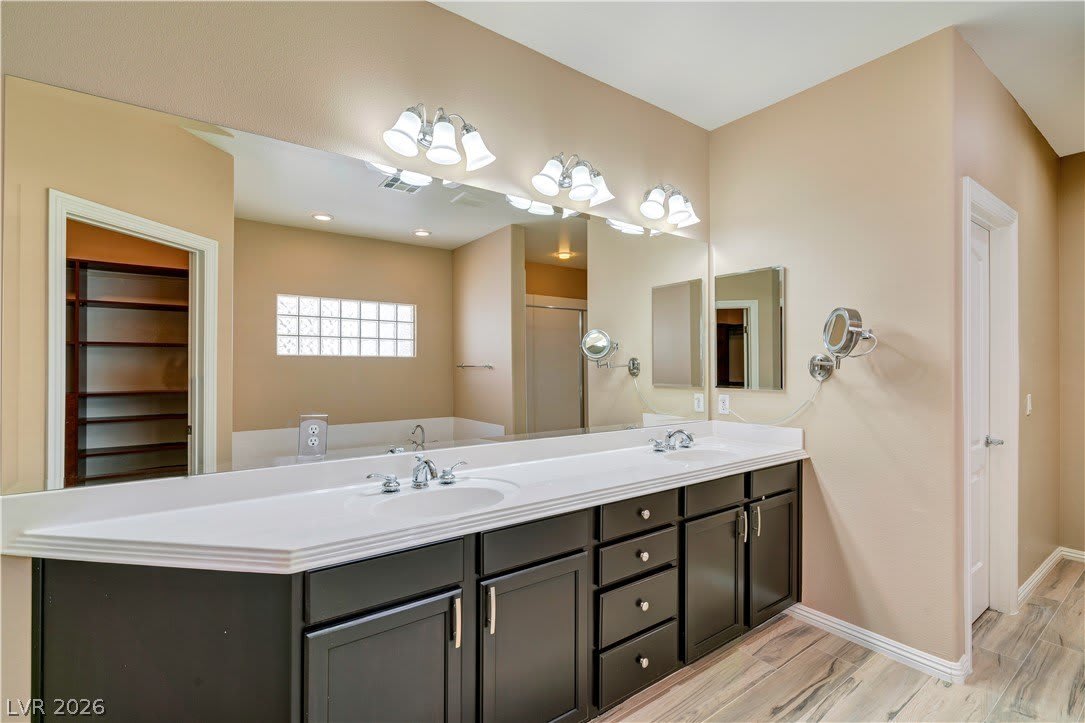 9180 Worsley Park Place – photo 5