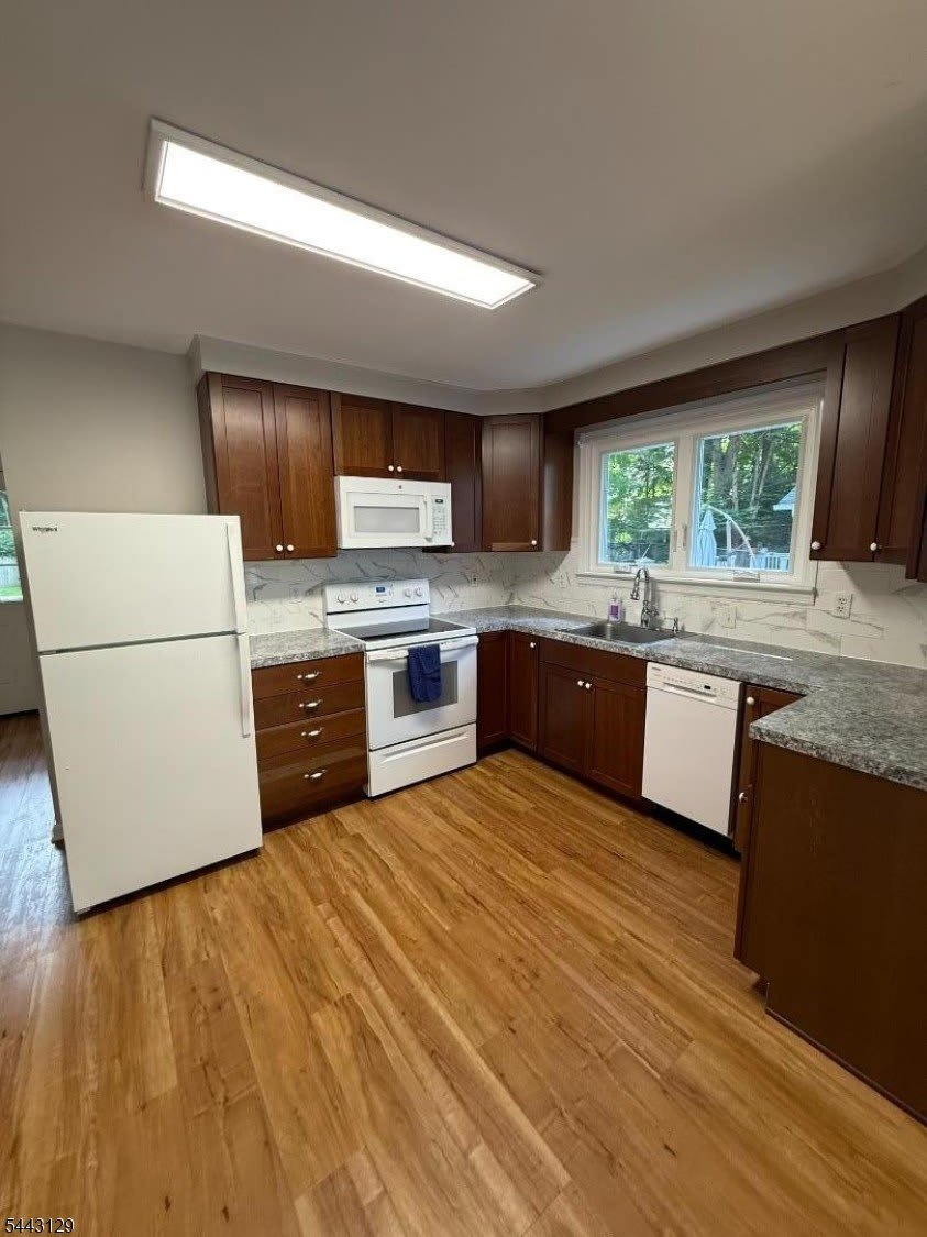 18 Abbott – photo 3
