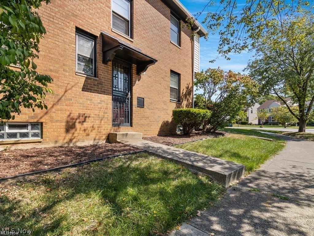 2348 Saybrook Road – photo 3