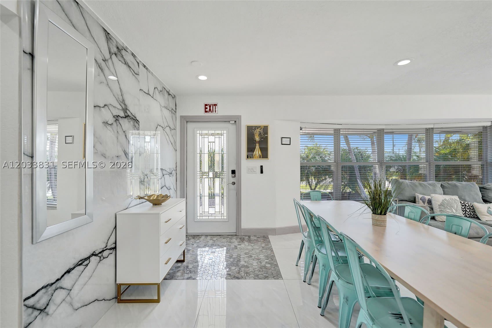 218 SE 4th st – photo 2