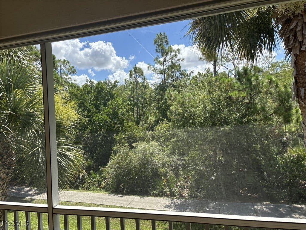 9639 Hemingway Lane – photo 5
