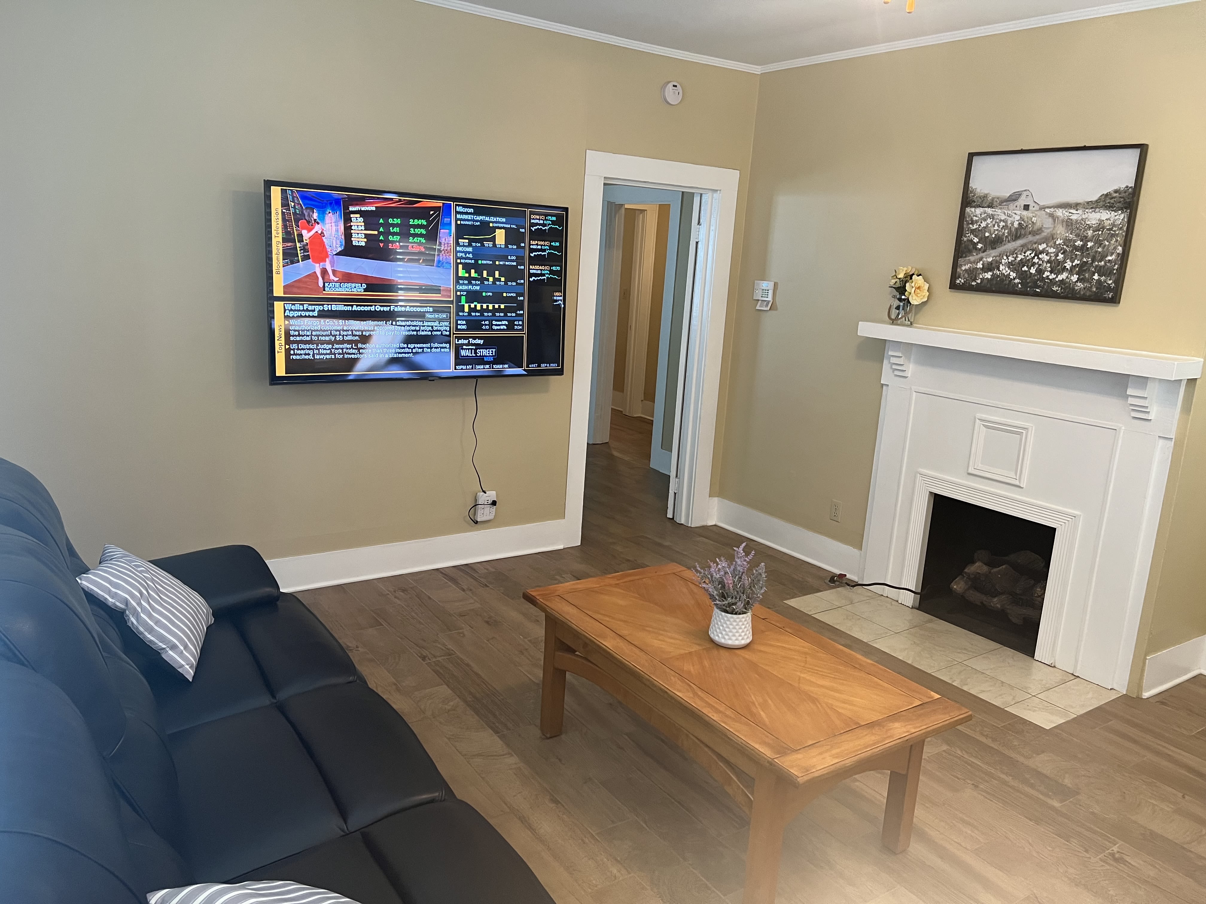 105 Hillcrest St – photo 2